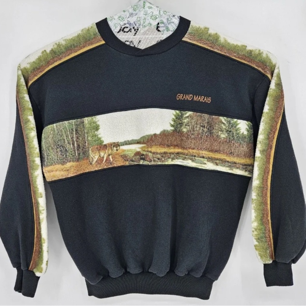Vintage Art Unlimited camo wolf sweatshirt